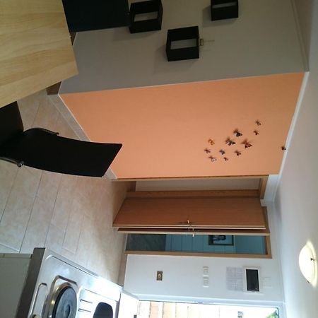 Apartment Sara Umag Bagian luar foto