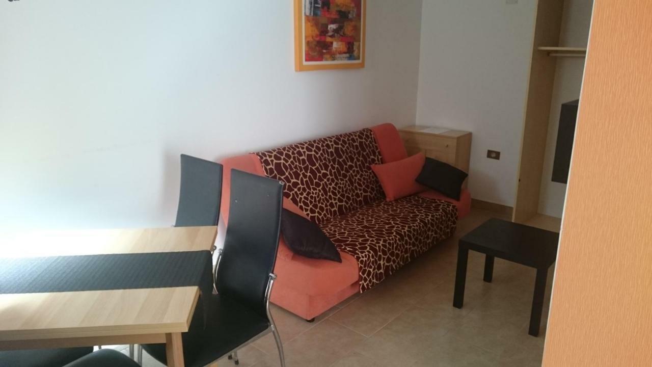Apartment Sara Umag Bagian luar foto